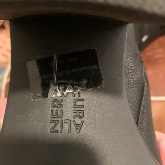 Naturalizer Madalynn 2 Lug Sole Booties - Picture 4 of 9